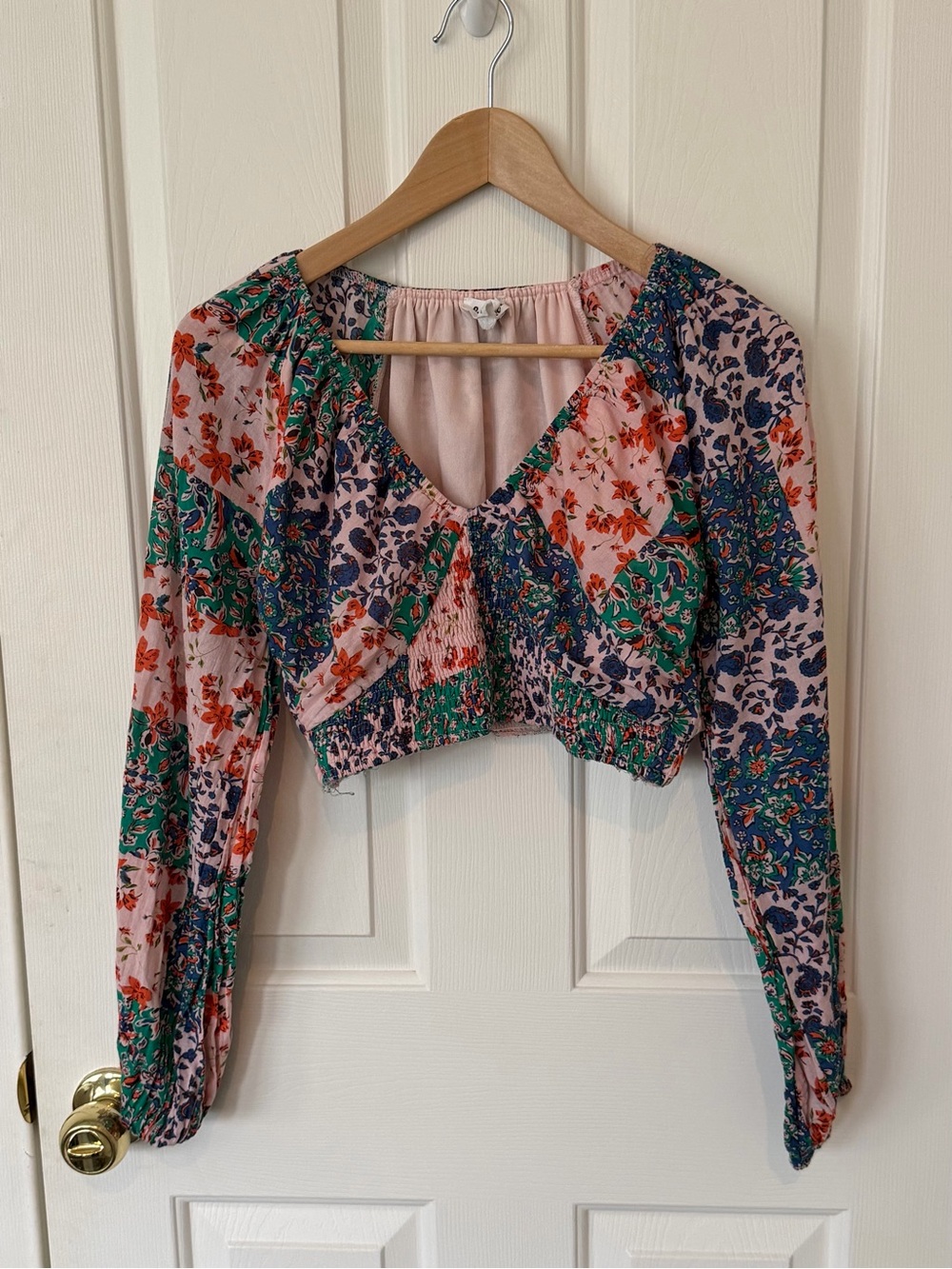 Floral Patchwork V-Neck Cropped Blouse - Pink & Green